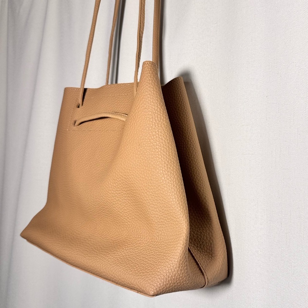 8 Other Reason Tan Vegan Leather Slouchy Bag - Picture 5 of 9